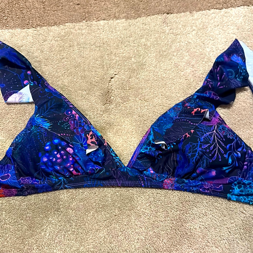 Blackmilk swim top
